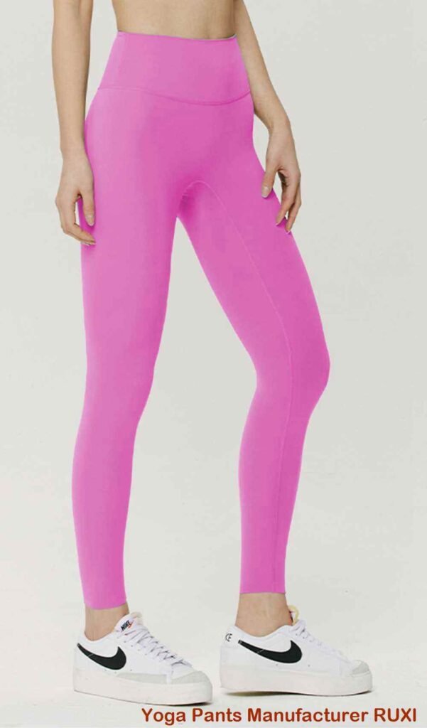 qadın böyük ölçülü qaçış şortu